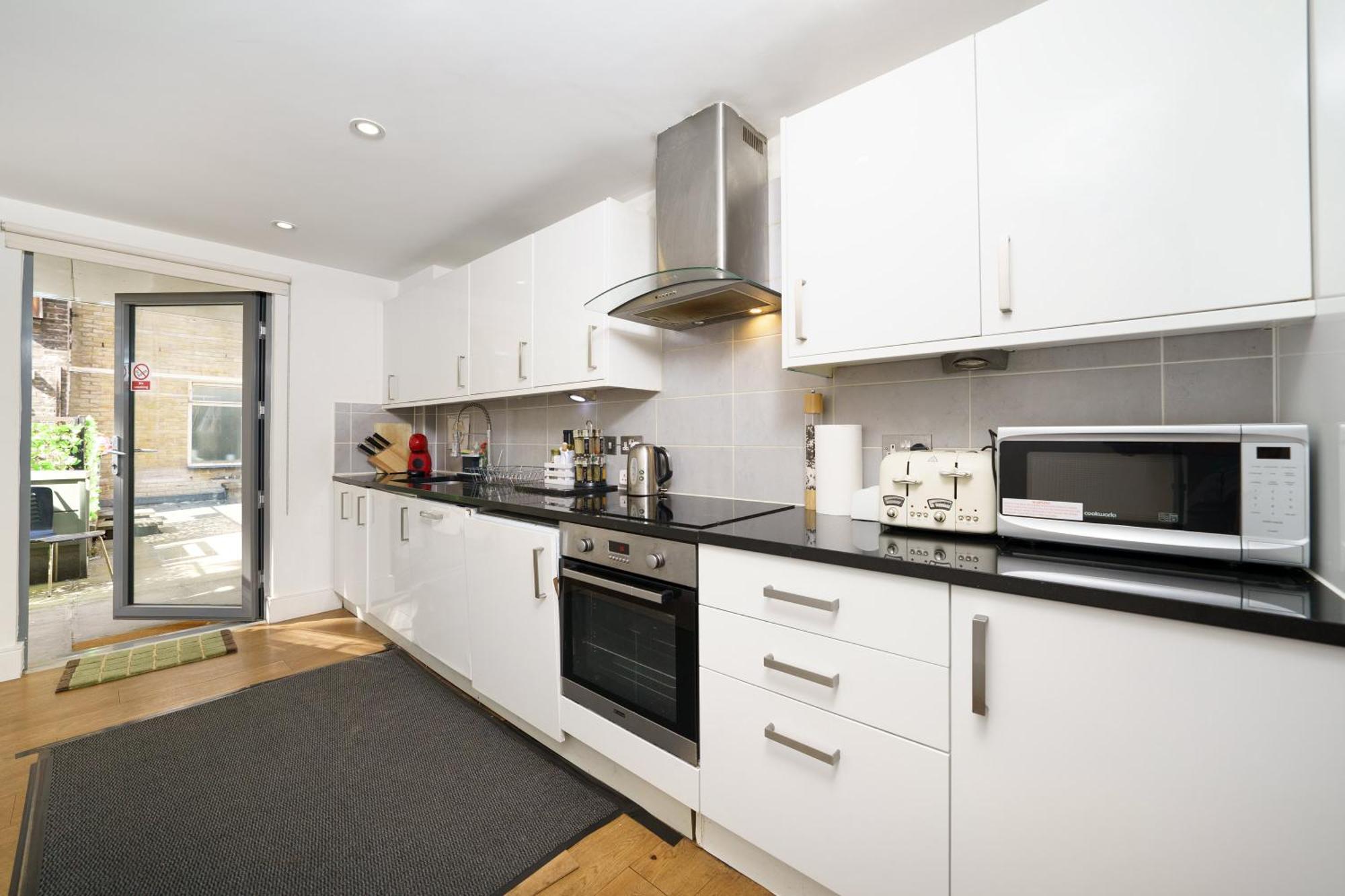 Modern 3 Bed 2 Bath Apartment Hyde Park Лондон Экстерьер фото